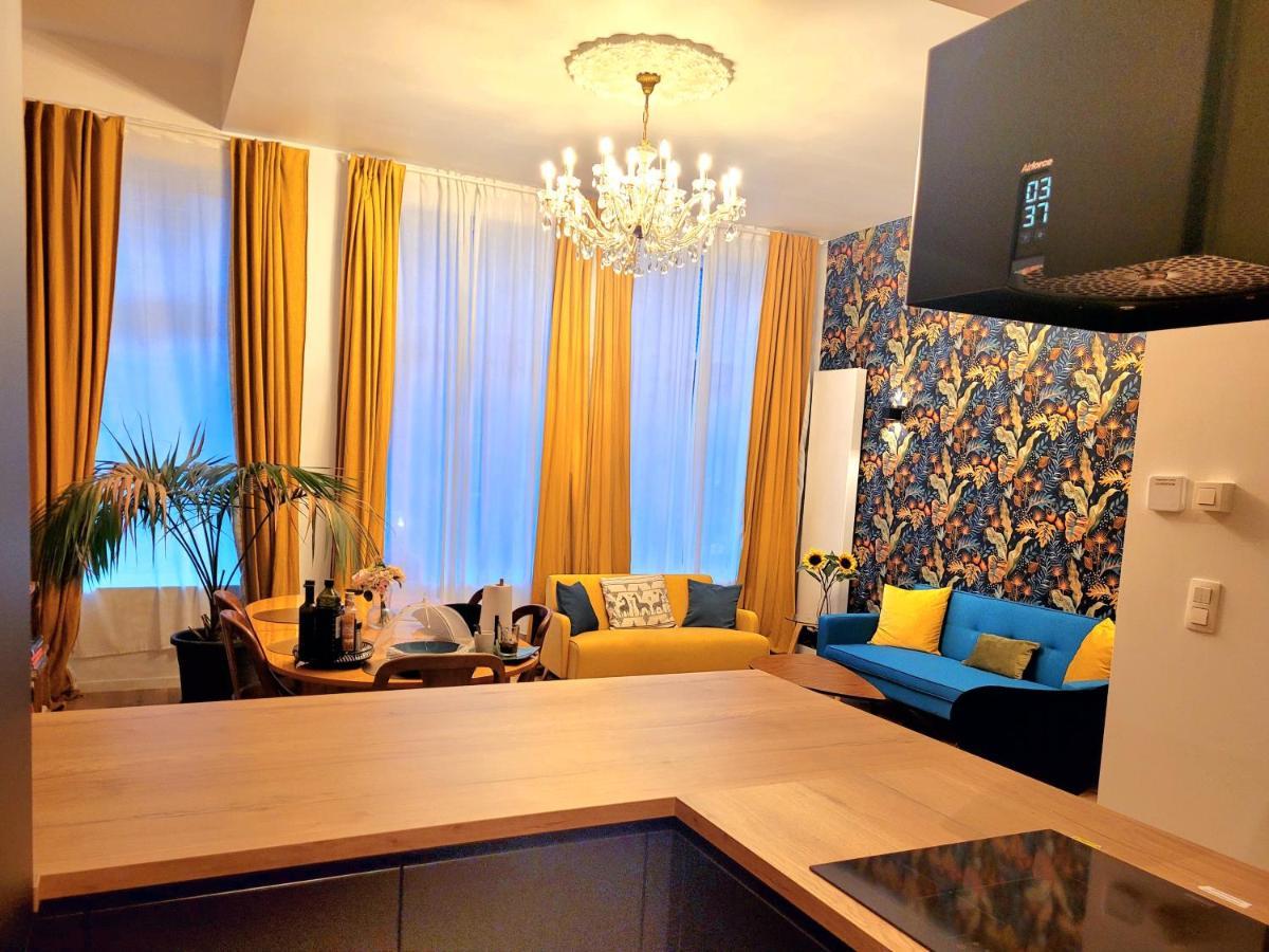 Brand New Camelia Room With Private Bathroom Bruxelles Extérieur photo