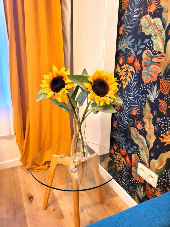 Brand New Camelia Room With Private Bathroom Bruxelles Extérieur photo