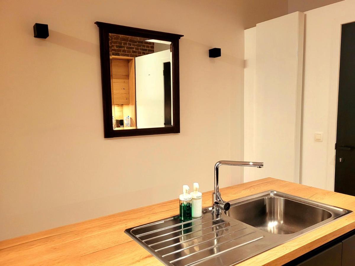 Brand New Camelia Room With Private Bathroom Bruxelles Extérieur photo