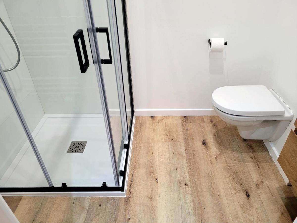 Brand New Camelia Room With Private Bathroom Bruxelles Extérieur photo